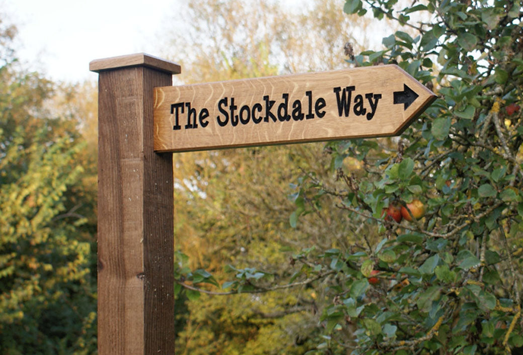 Finger Post - Oak Sign and Softwood Post