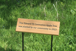 Memorial Plaque - Oak with Metal Stakes